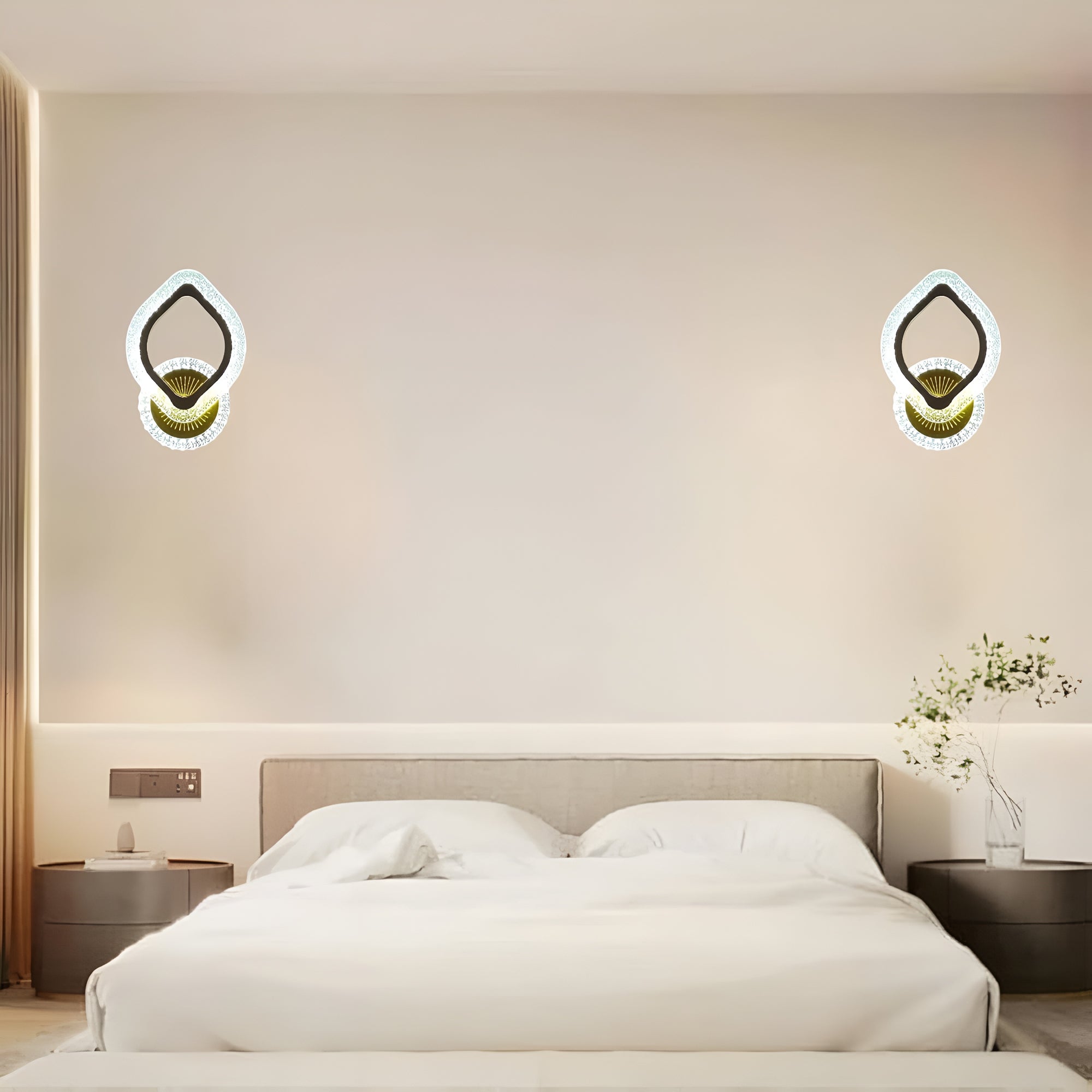 Golden Acrylic Crystal Wall Light – Color-Changing LED