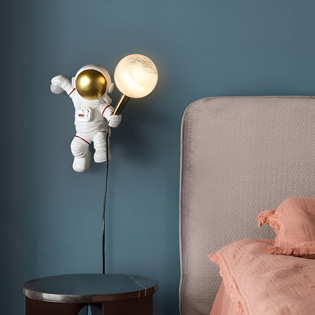 Astronaut LED Wall Lamp – 3W, 3-Color